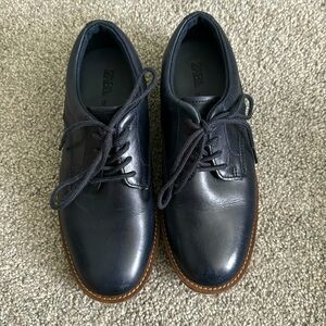Leather shoes